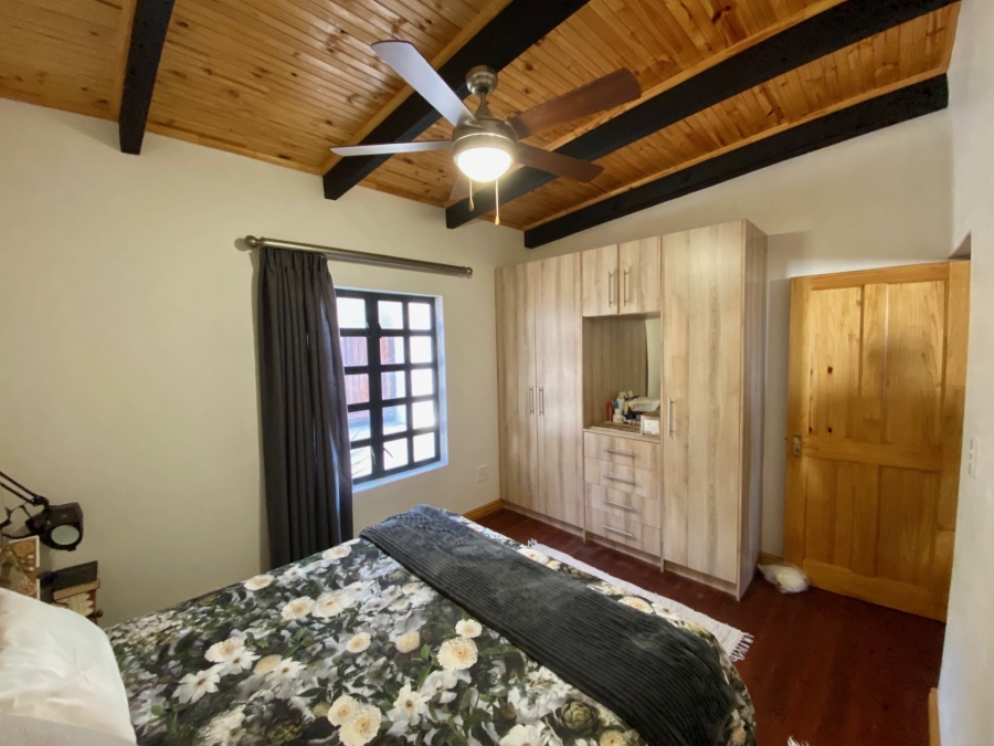 5 Bedroom Property for Sale in Hopefield Western Cape
